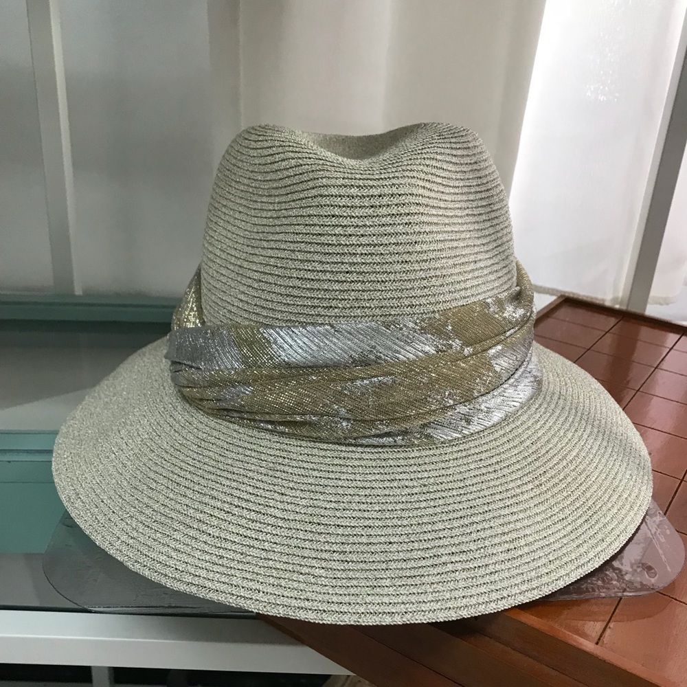 Vented toyo Fedora
